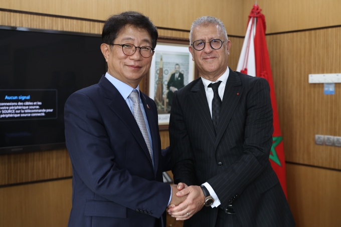 Support for Export of Korean Train to Morocco 포토이미지